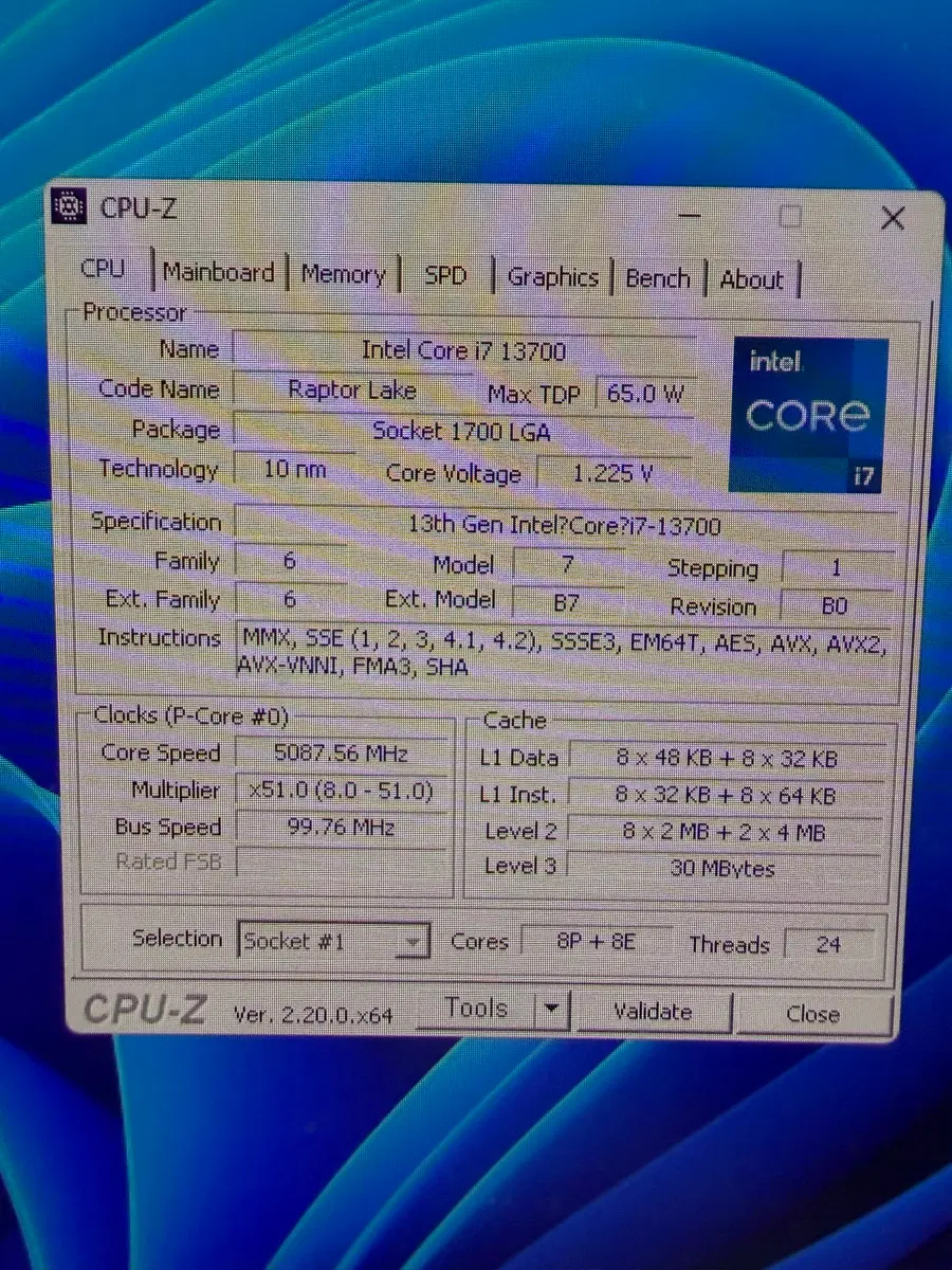 램32기가 컴퓨터 본체 팝니다.
