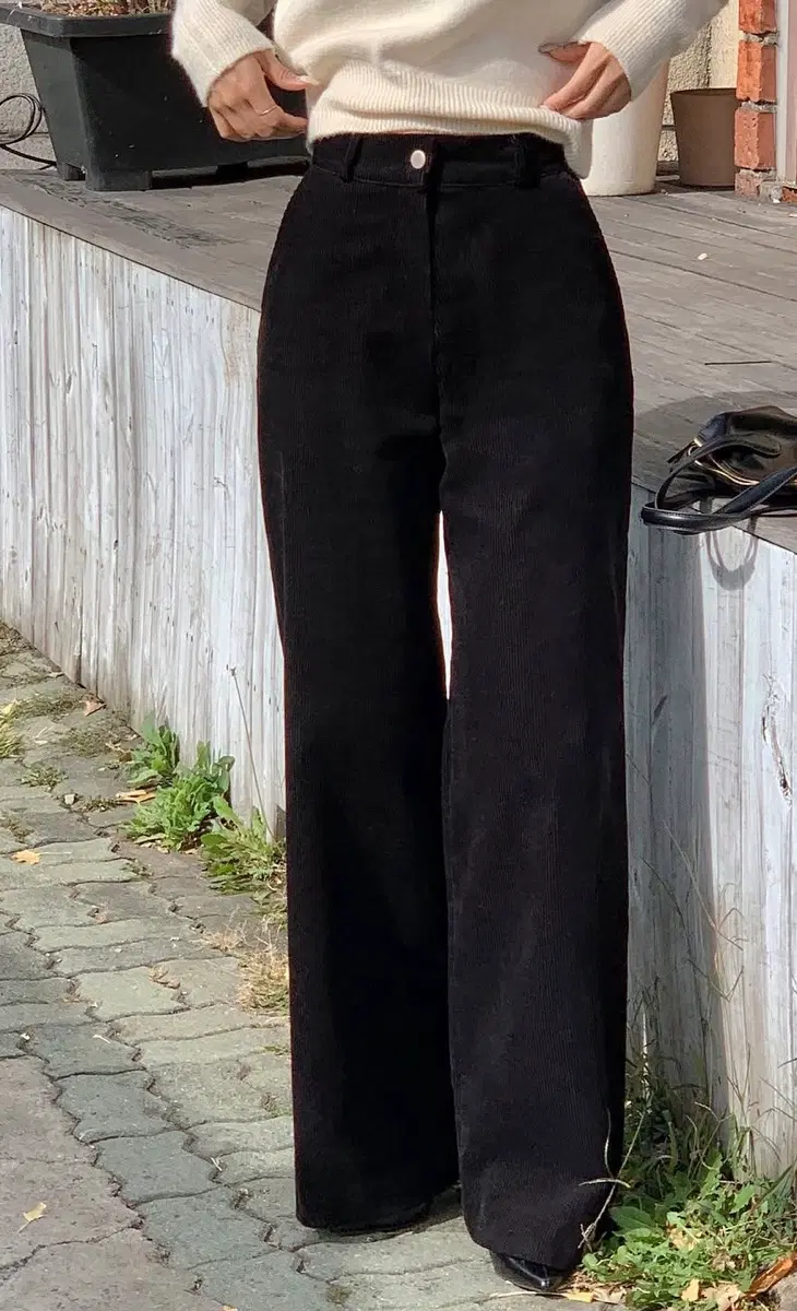 애니웨어 자체제작 코듀로이 팬츠 블랙 L 베이직 (새상품)