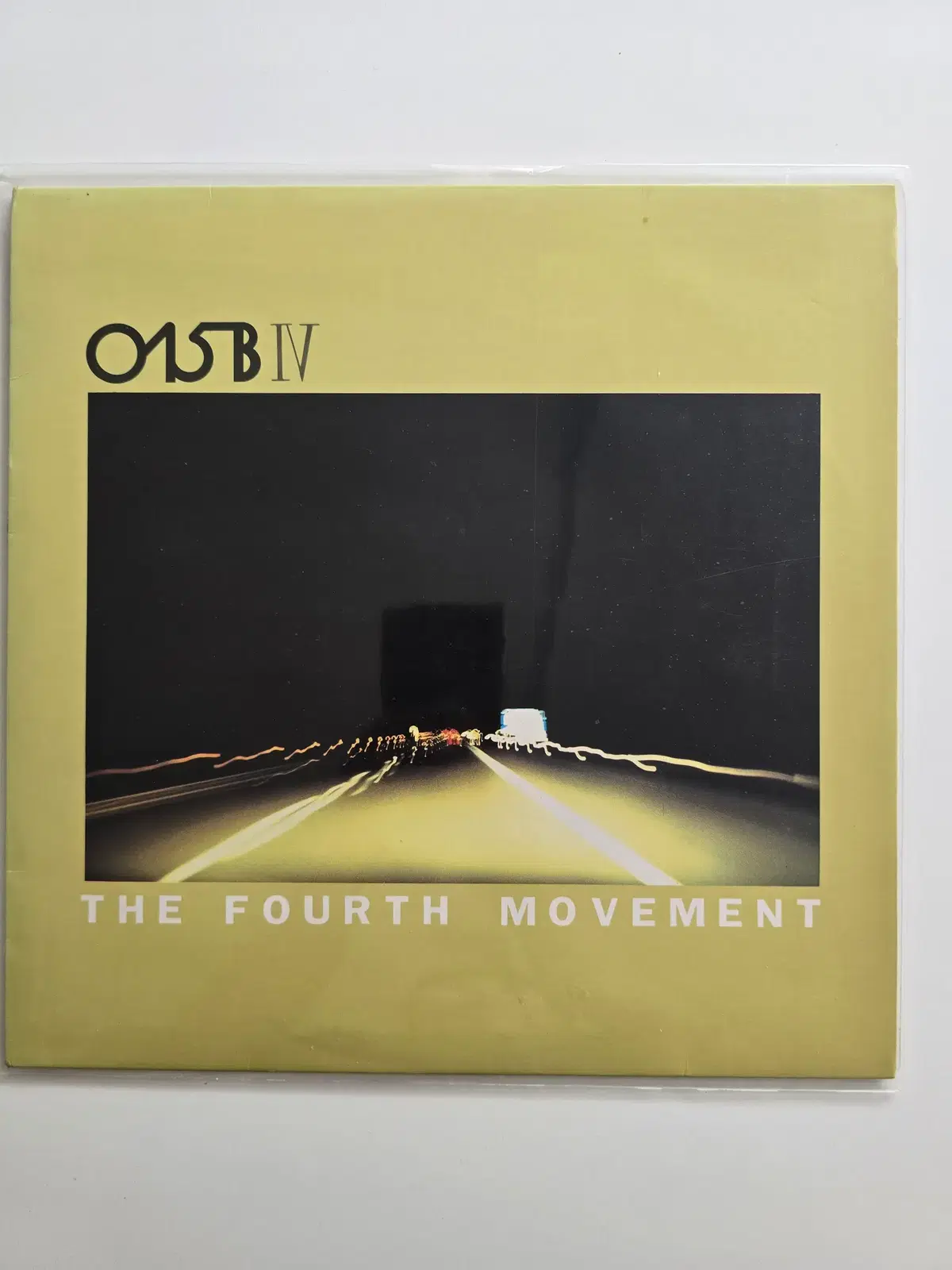 공일오비 015B LP / 4집 The Fourth Movement/NM/가사지