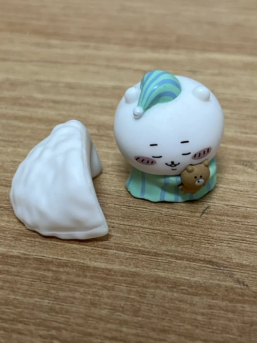 치이카와 만작귀 잠옷 피규어