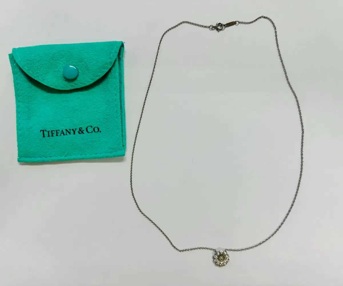 티파니 Tiffany PT850 플래티넘 다이이몬드 플라워 목걸이