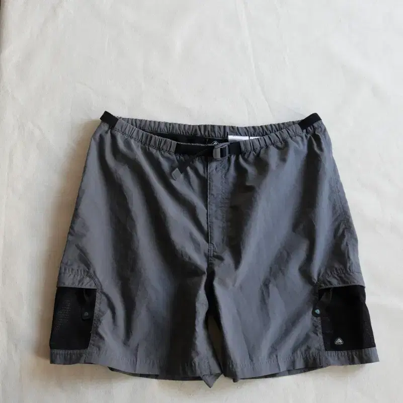 00s 나이키 acg 테크니컬 쇼츠