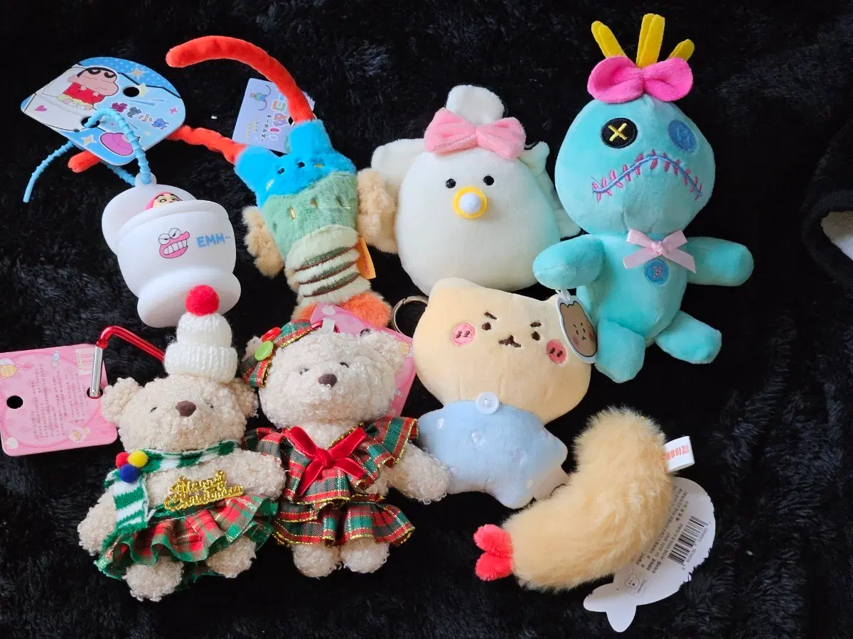 인형 키링 팔아요(상점에 다른거 많아요(크리스마스 곰인형 망곰이 짱구 변기짱구 아기굴 스티치 새우튀김