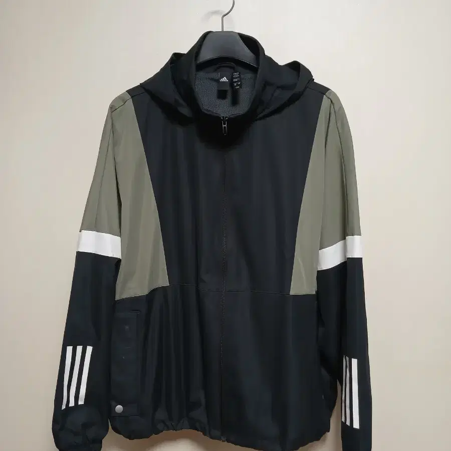 아디다스 바람막이 후드 자켓 2XL