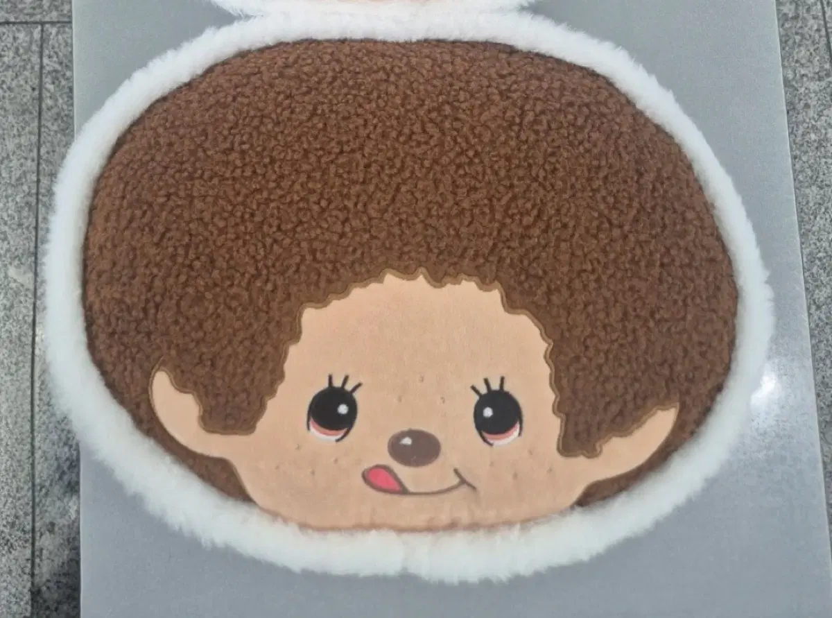 몬치치 얼굴 쿠션