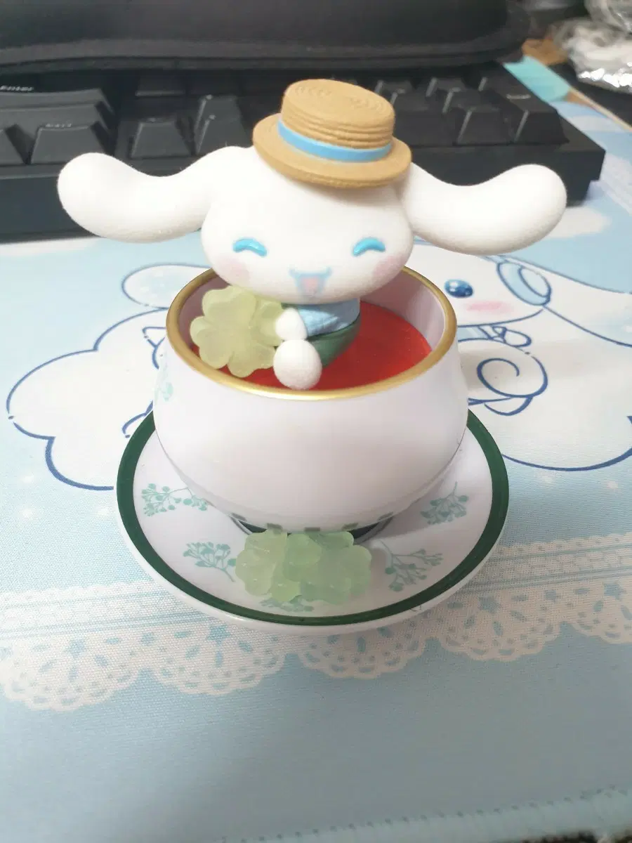 산리오 시나모롤 리멘트 티컵 피규어