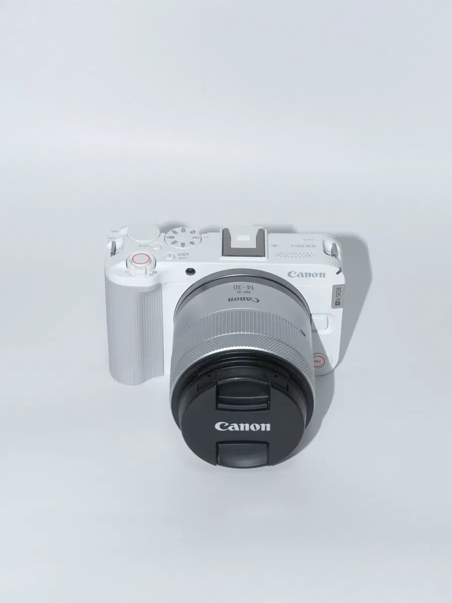 캐논 EOS R50V 화이트 RF-S 14-30mm 렌즈 키트