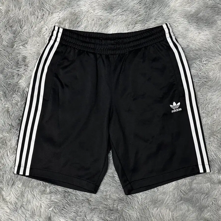 아디다스 블랙 쇼츠 XXL