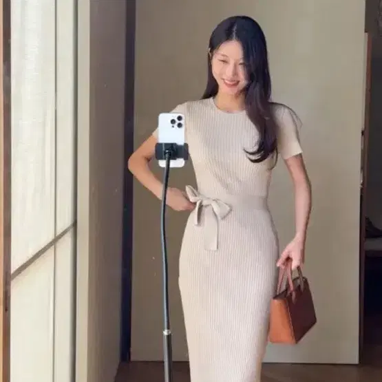 Sie시에 에이프런 랩 니트 원피스