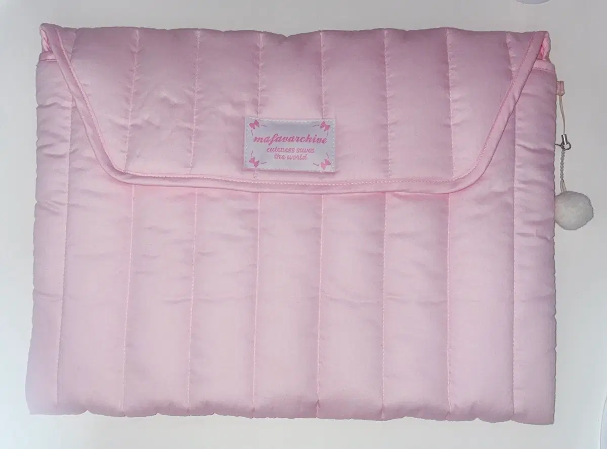 mafavarchive Fluffy laptop pouch 마이페이브 아카이브 노트북 파우치 마페아