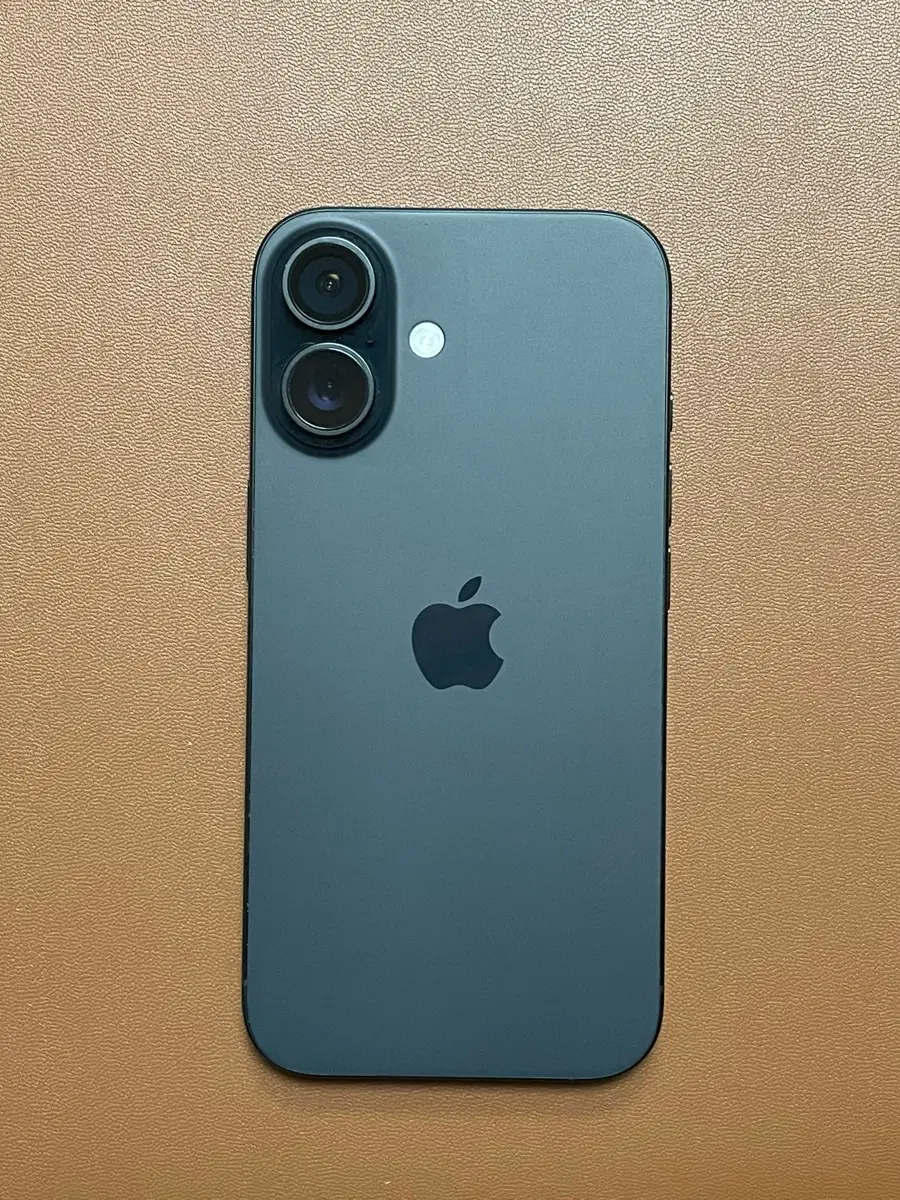 아이폰 16 블랙 256GB 팝니다 !