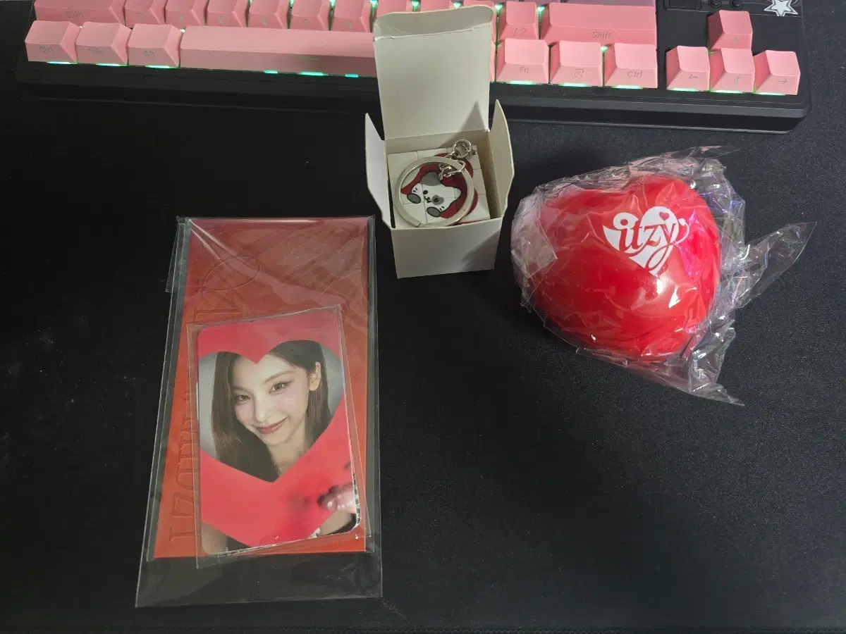 있지 팬미팅 웰컴 킷 팔아요.