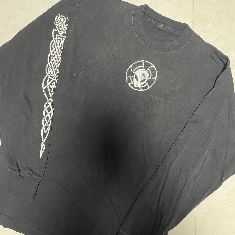 [XL] 90's alien workshop 빈티지 롱슬리브