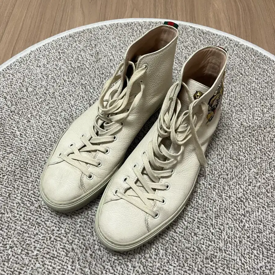 [번장최저가] 구찌 타이거 하이탑 급처