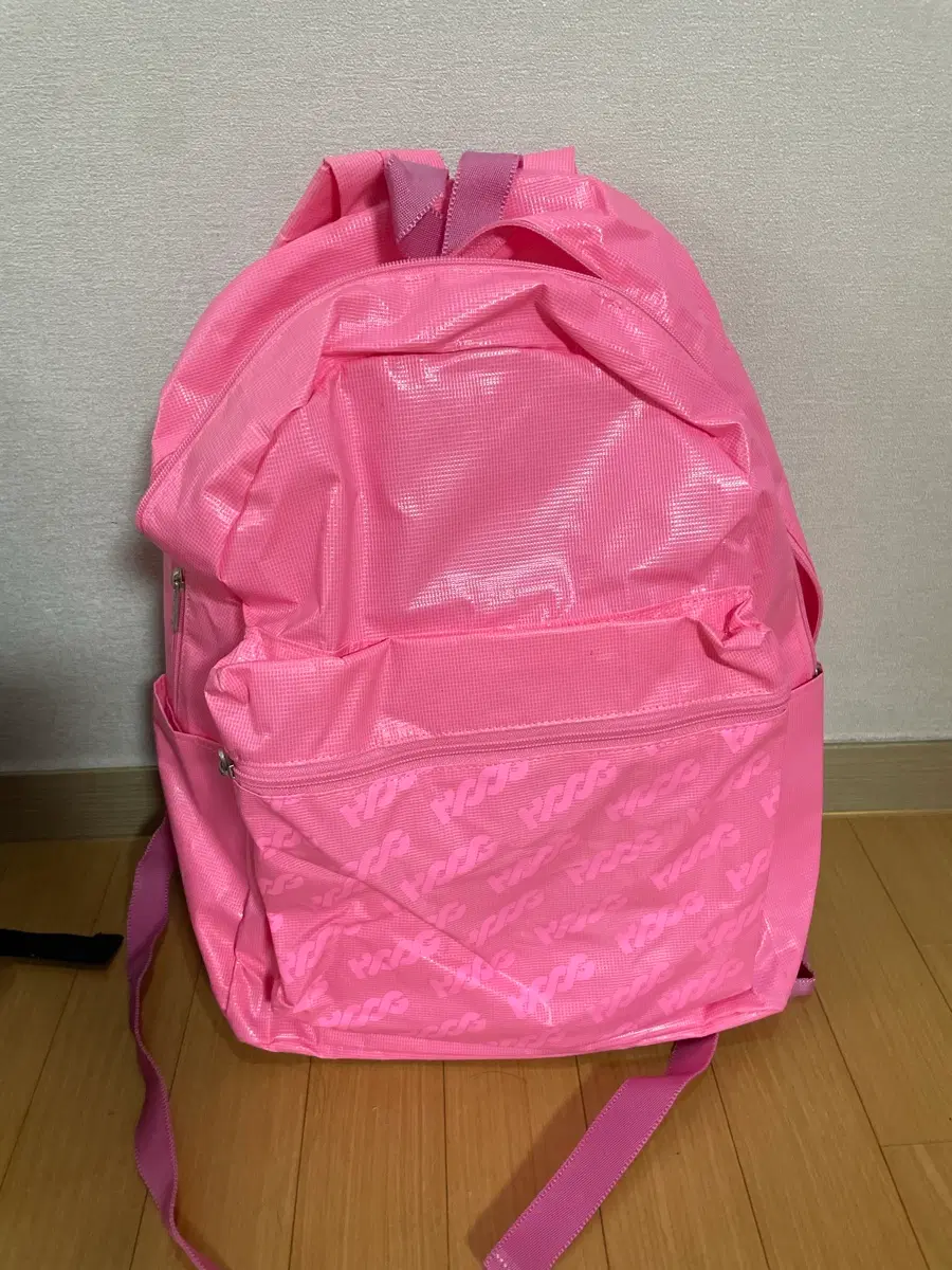 후그 핑크 엠보싱 로고 수영백팩