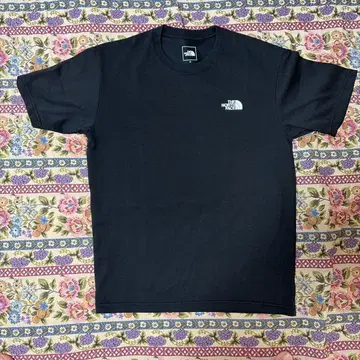 THE NORTH FACE 블랙 티셔츠