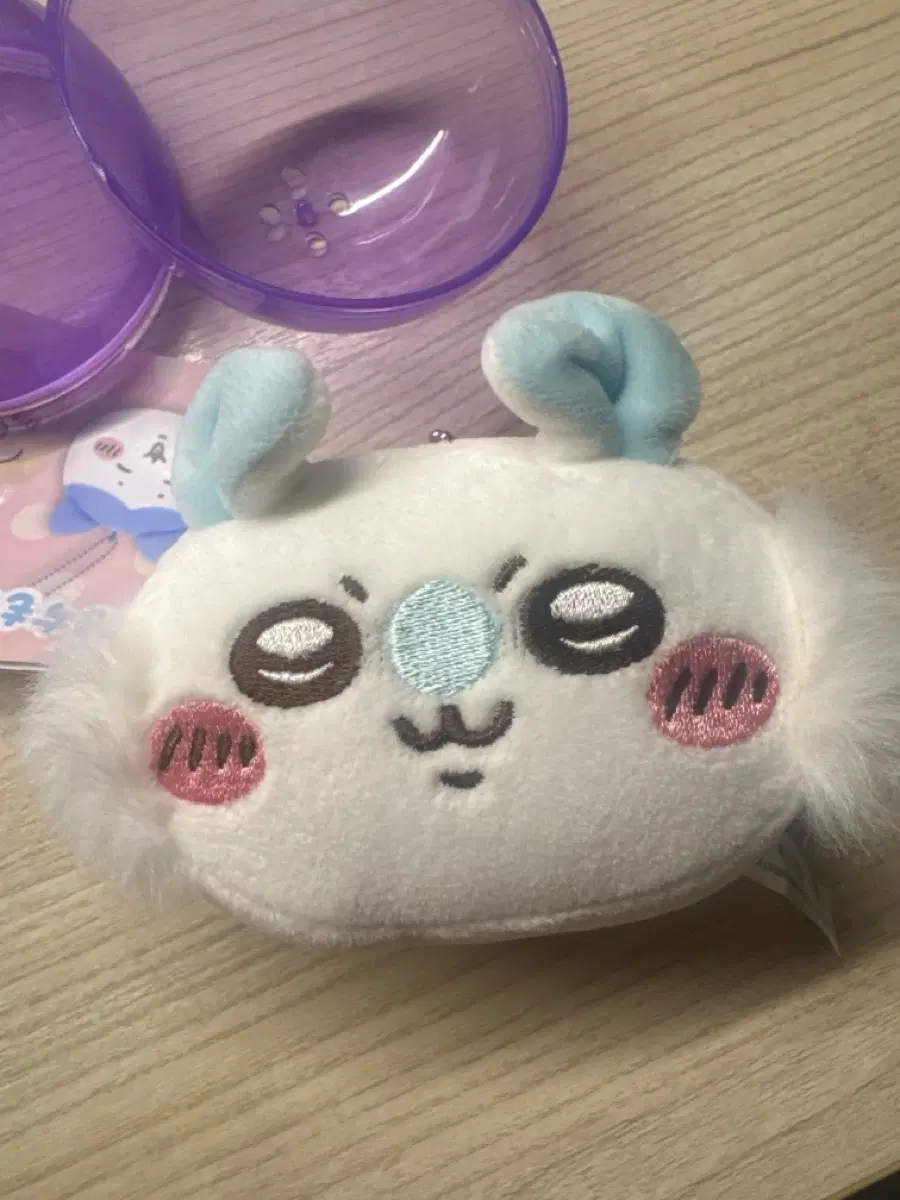 모몽가 페이스 키링