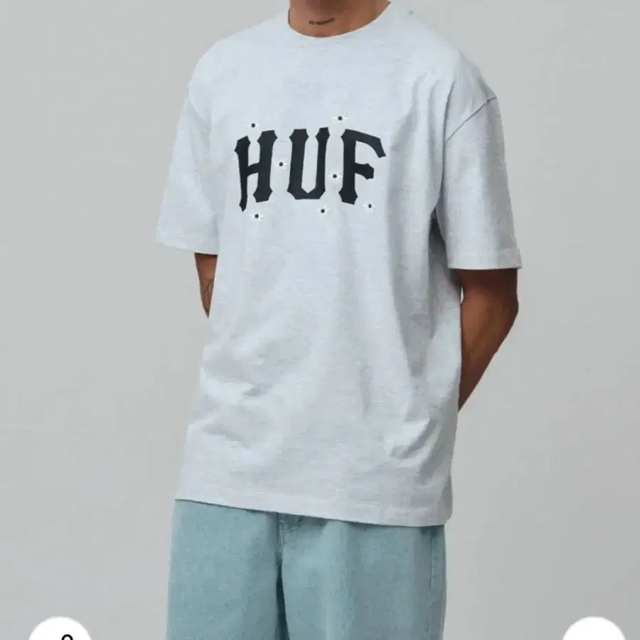 HUF 플라워 자수 반팔티 (XL, 새제품) 정가7.9만
