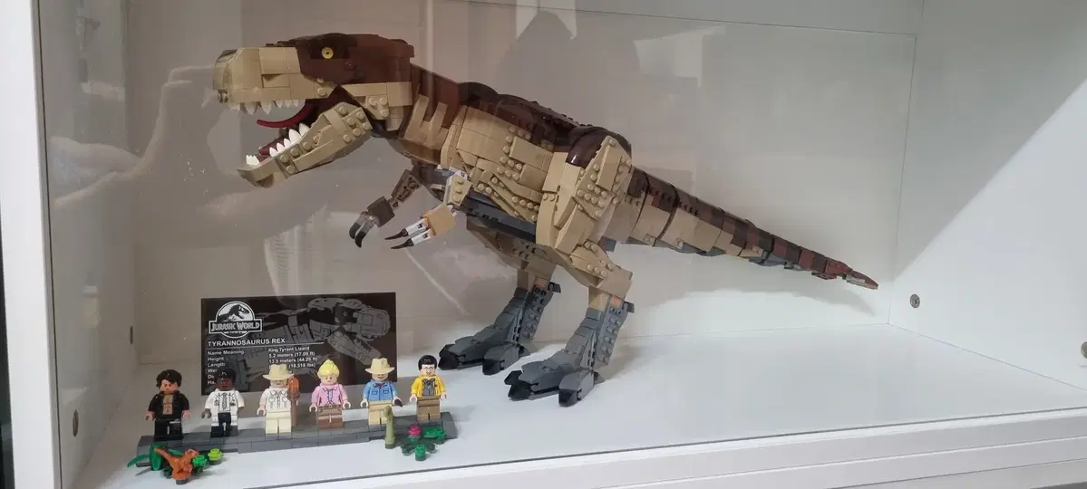75936 T-Rex 난동 [공룡+피규어] 중고제품
