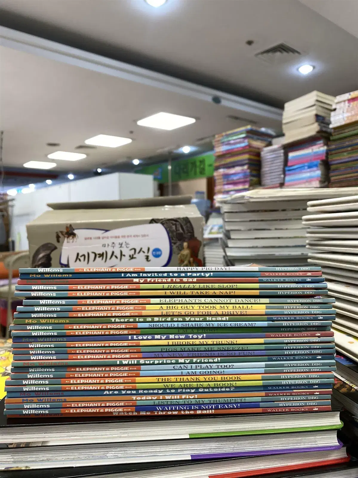 An ELEPHANT&PIGGIE Book / WALKER Books 25권 (페이퍼북) 세트 영어원서 중고책