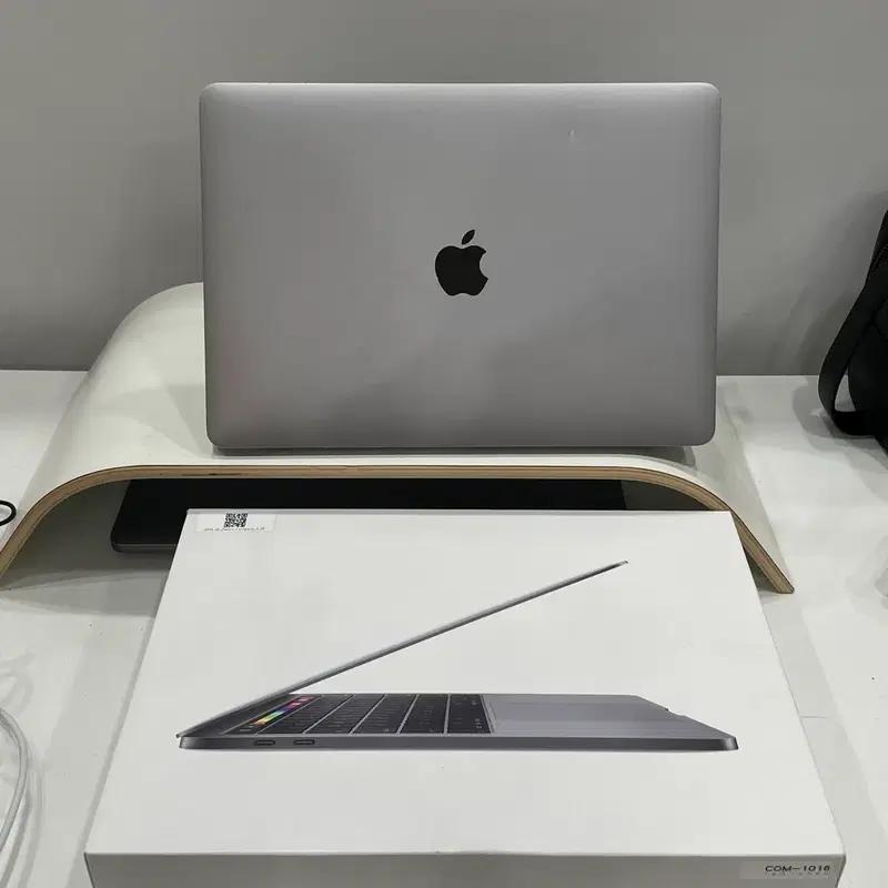 (풀박스) 2019 맥북프로 13인치 i5/16GB/256GB 노트북