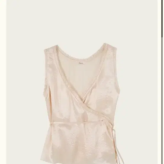 Ribbonbit - Tippy Shirring Blouse