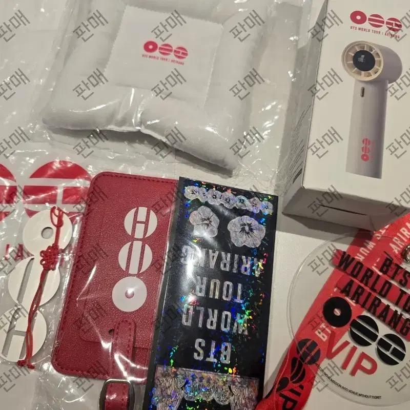 방탄 BTS 아리랑 콘서트 vip gift 랜야드 세트 판매