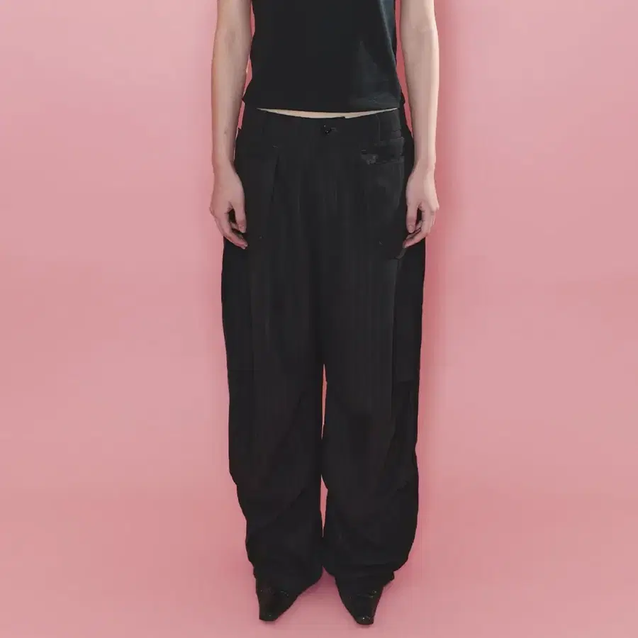 오들리워크샵 bustle stripe knee dart trousers