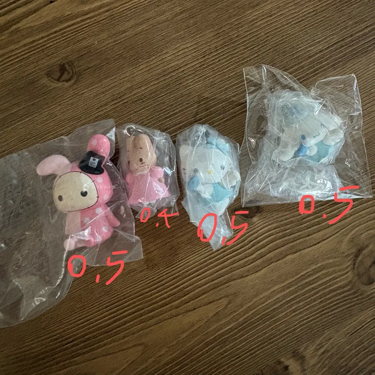 산리오 산엑스 피규어 천사 키링 가챠