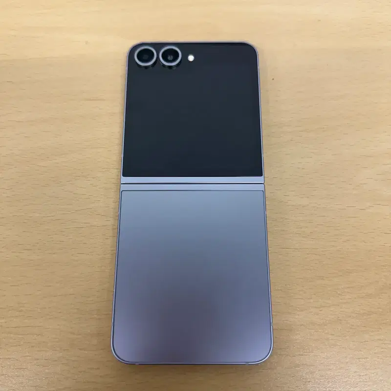 갤럭시플립6 실버쉐도우 흑점 256GB