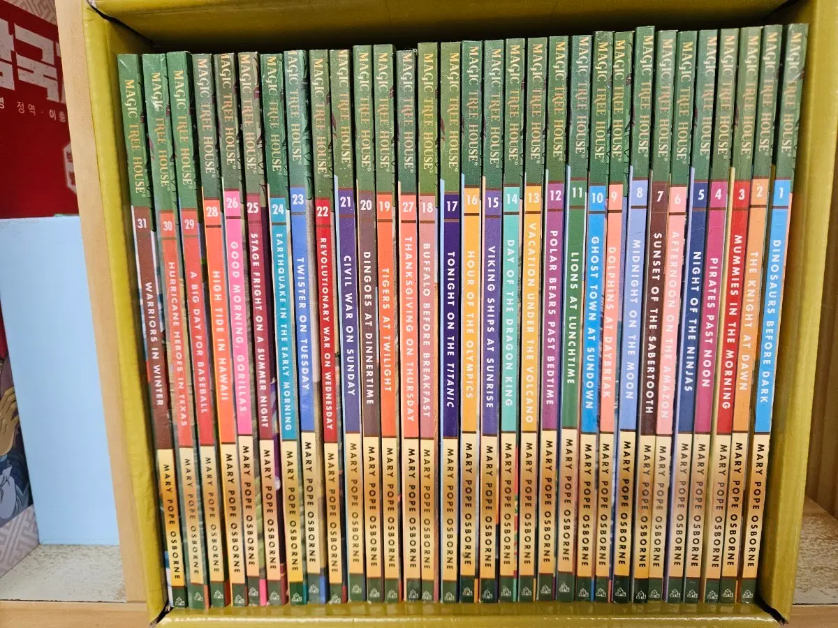 MAGIC TREE HOUSE : 전31권(1-31번). 소박스에 보관되어 아주 깨끗한 A급.