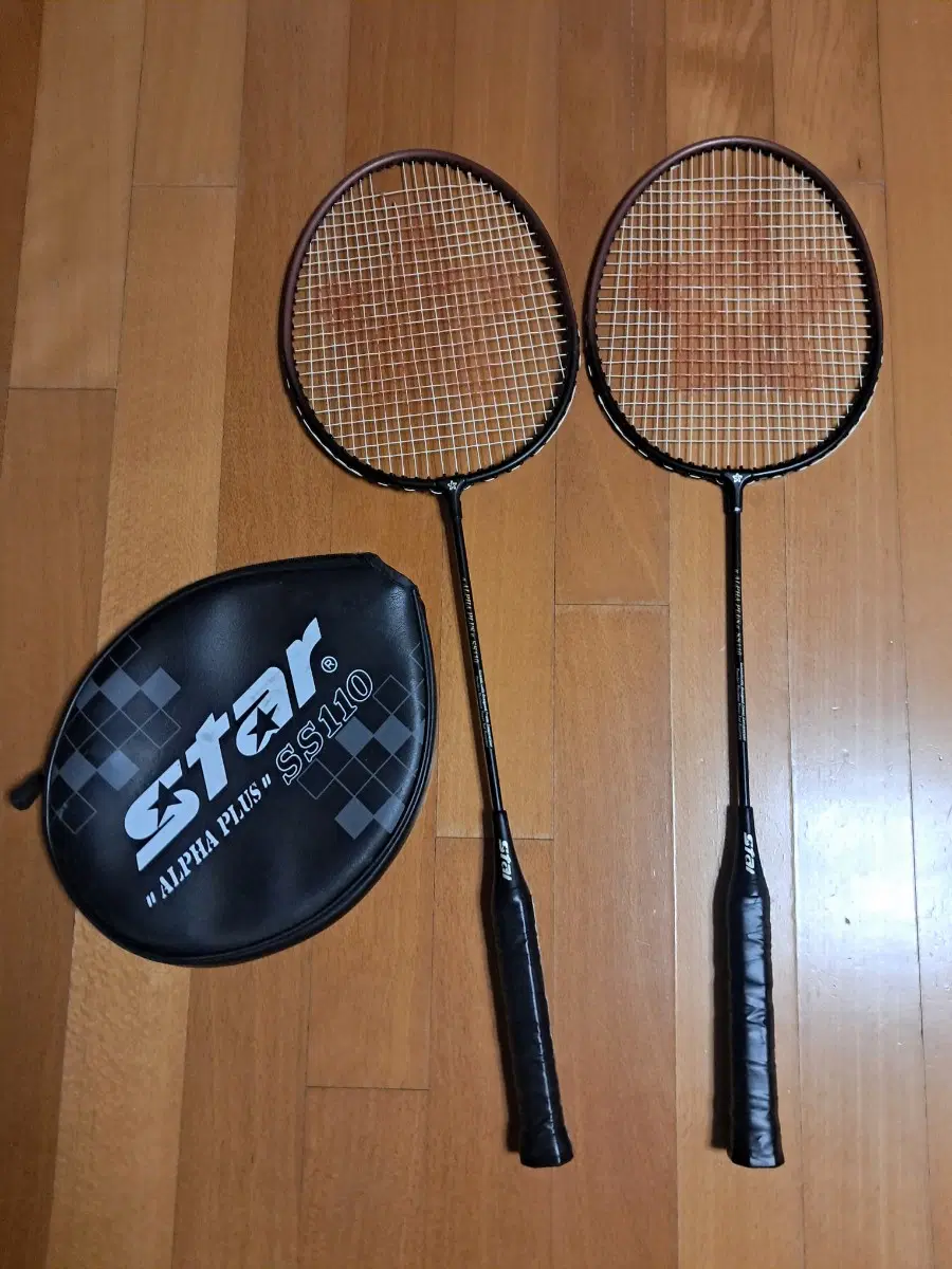 스타 알파 플러스 SS110 배드민턴 라켓 2자루
