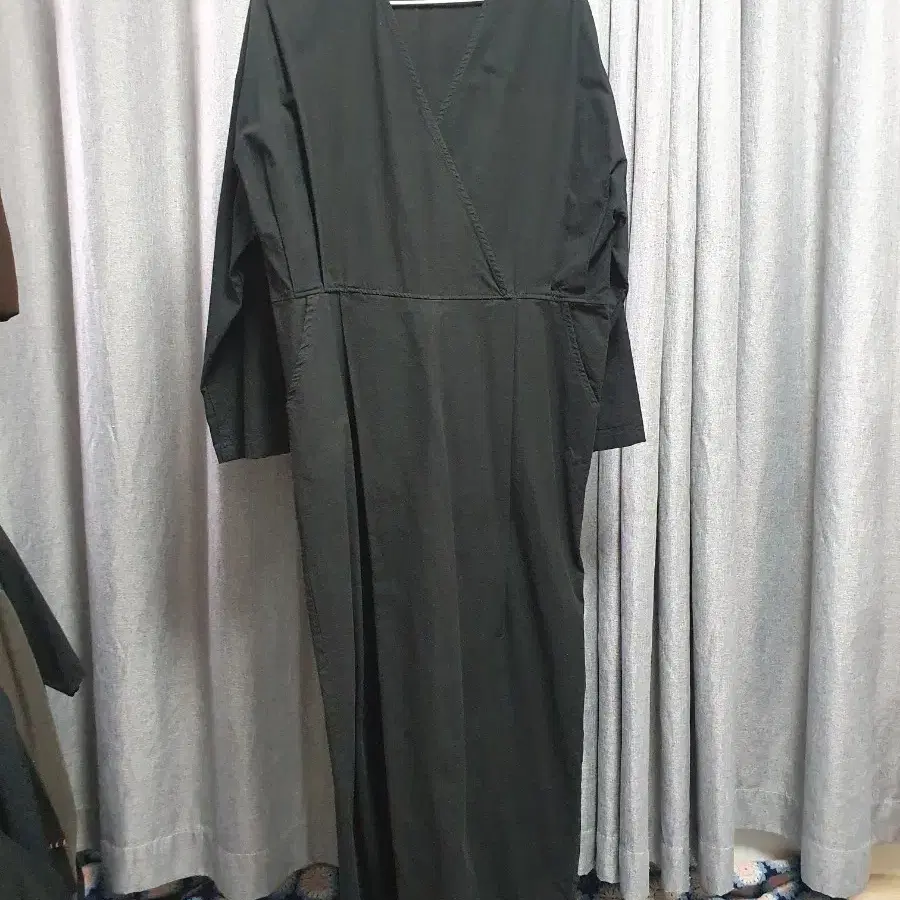 블랙 와이드 점프수트