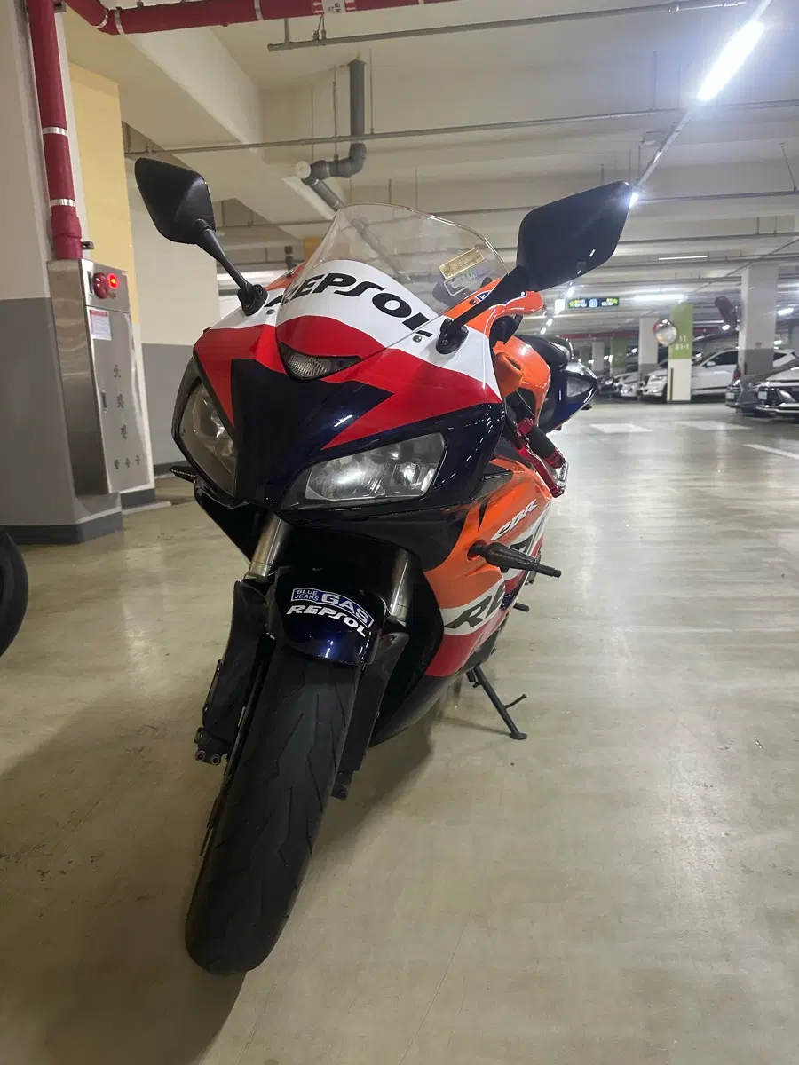 혼다 cbr1000rr 06년식 5만 구변완료