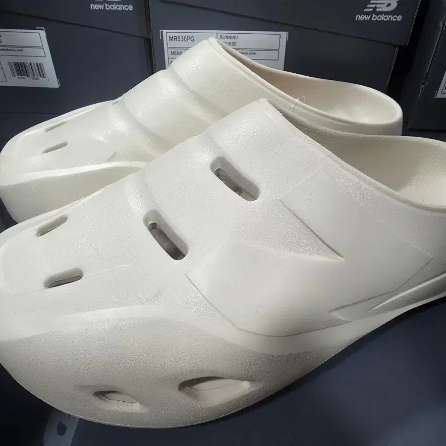 뉴발란스 SD5501IV 270사이즈 새상품 박스없음