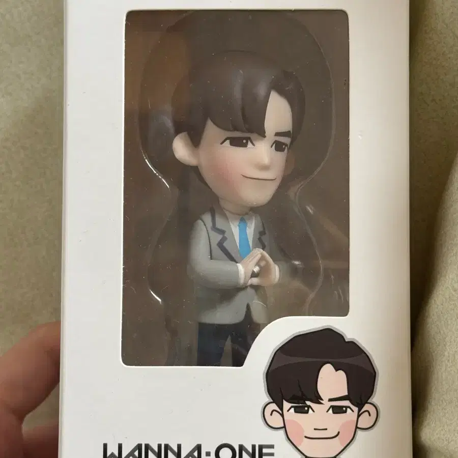 워너원 옹성우 피규어