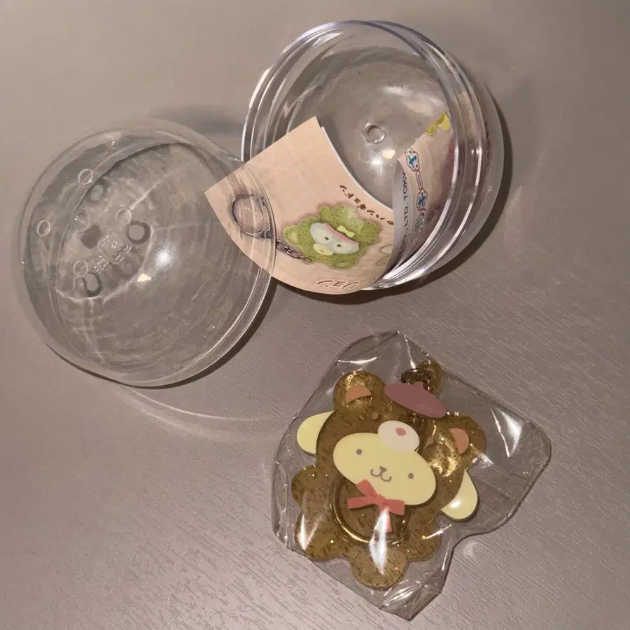 산리오캐릭터즈 아크릴키링 라떼쿠마버전_폼폼푸린