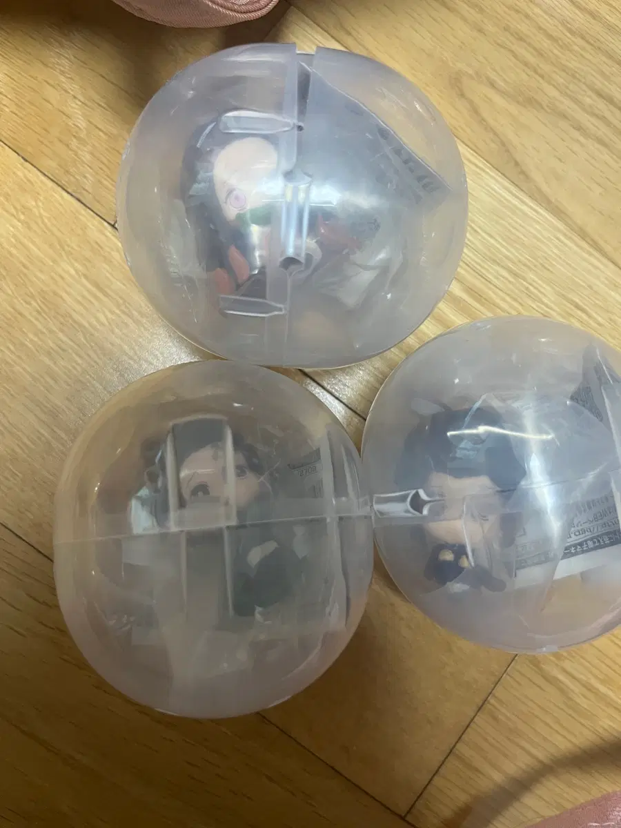 귀멸의칼날 마치보우케 가챠(탄지로 네즈코 시노부)