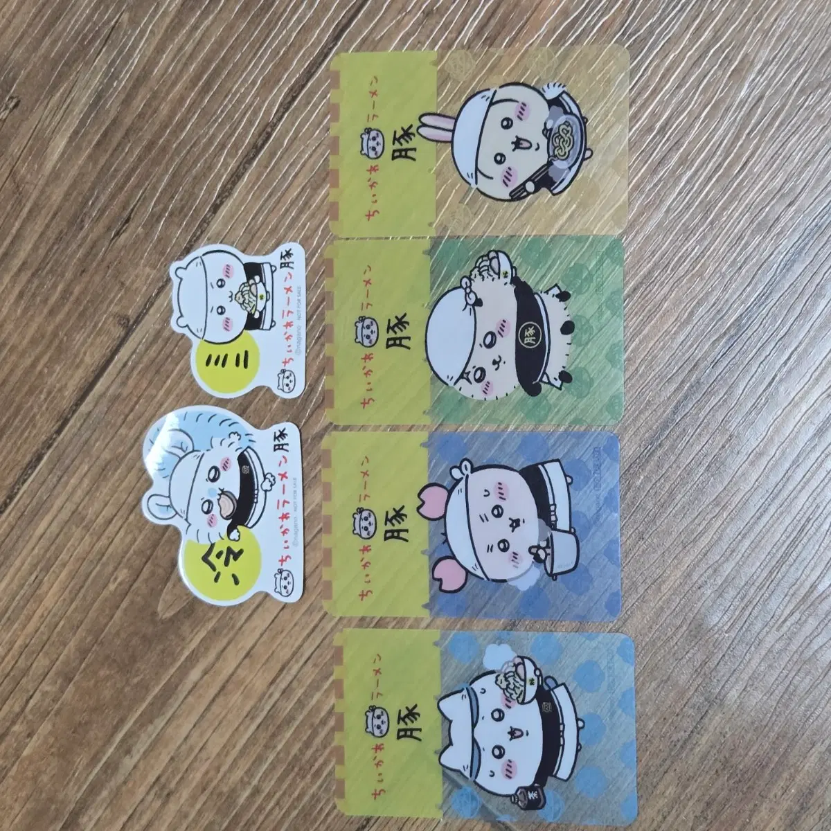 치이카와 라멘 카드 스티커 하치와레 우사기 카니 랏코