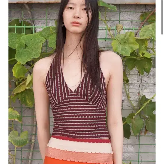 누아누 홀터넥