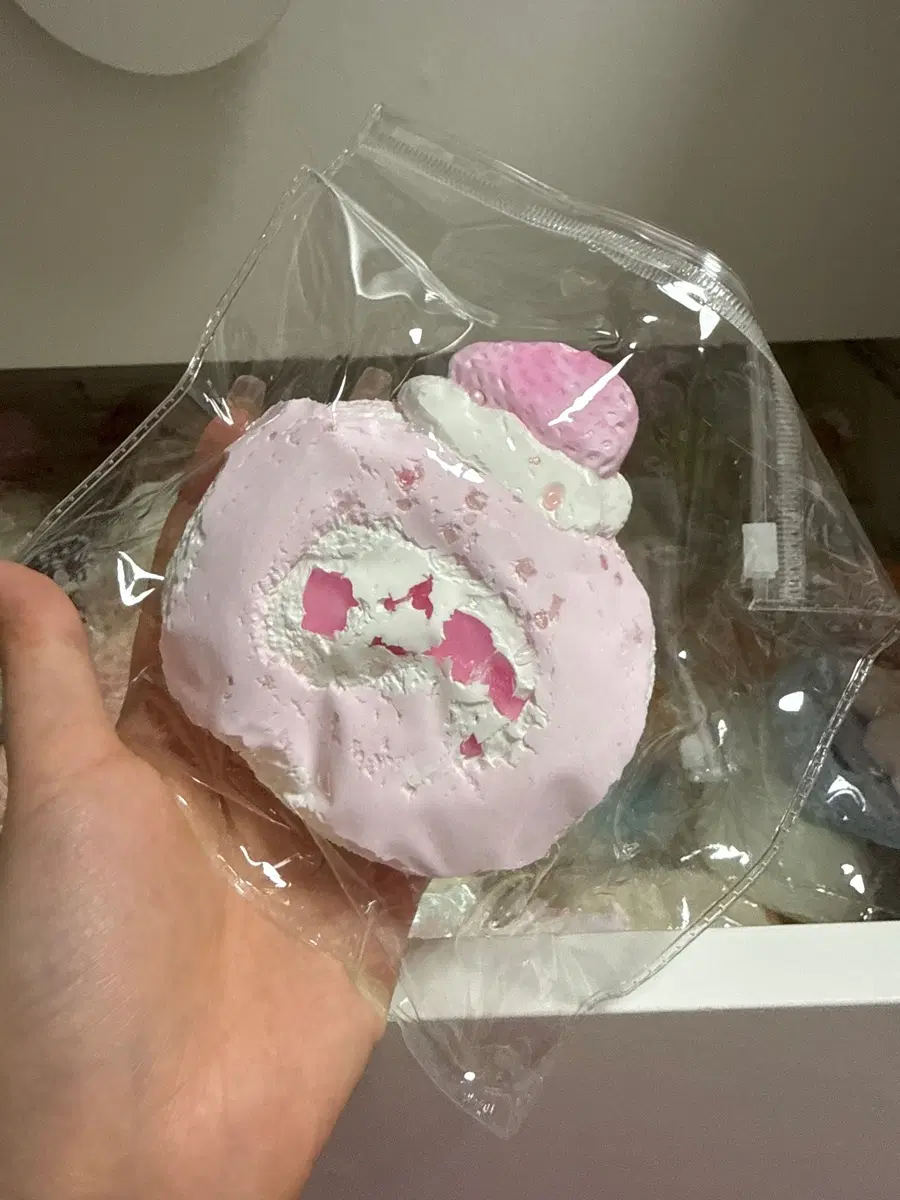 아얀 롤케이크 말랑이