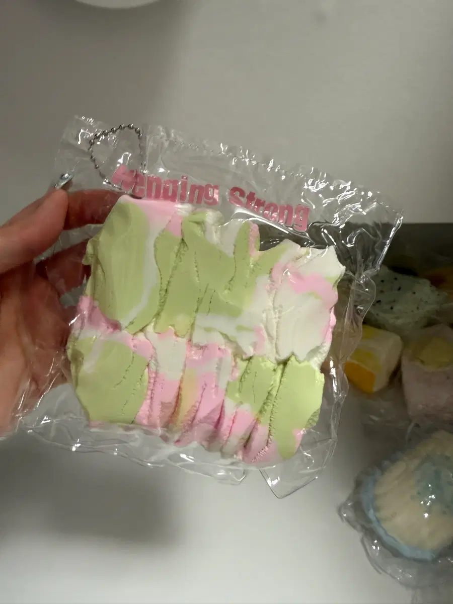 웬칭 스트롱 휘핑 말랑이