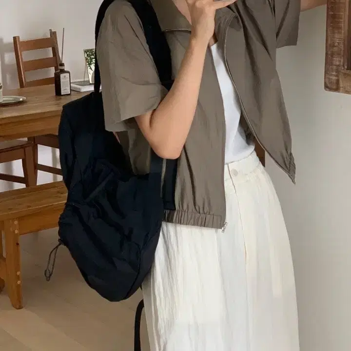 리브레 마르크 아노락 반팔 집업 (브라운)