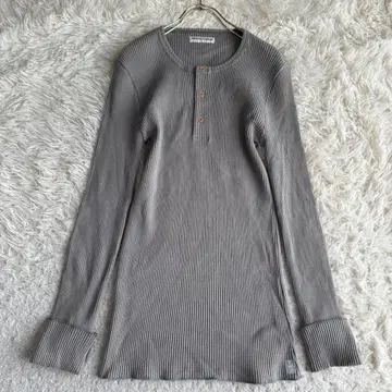 EMPORIO ARMANI 리브 티셔츠 그레이지 50 L 버튼