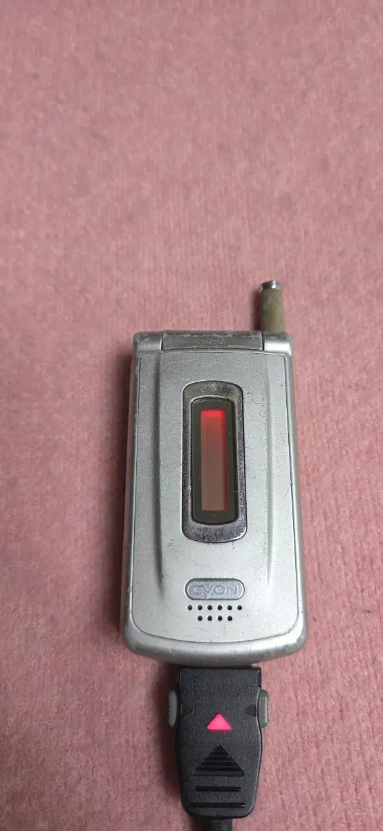 CX-600K 싸이언폴더폰 화면깨짐