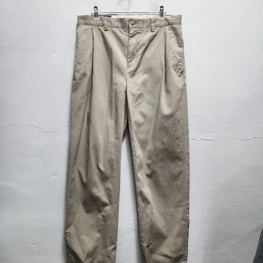 폴로 원턱 ETHAN 치노팬츠