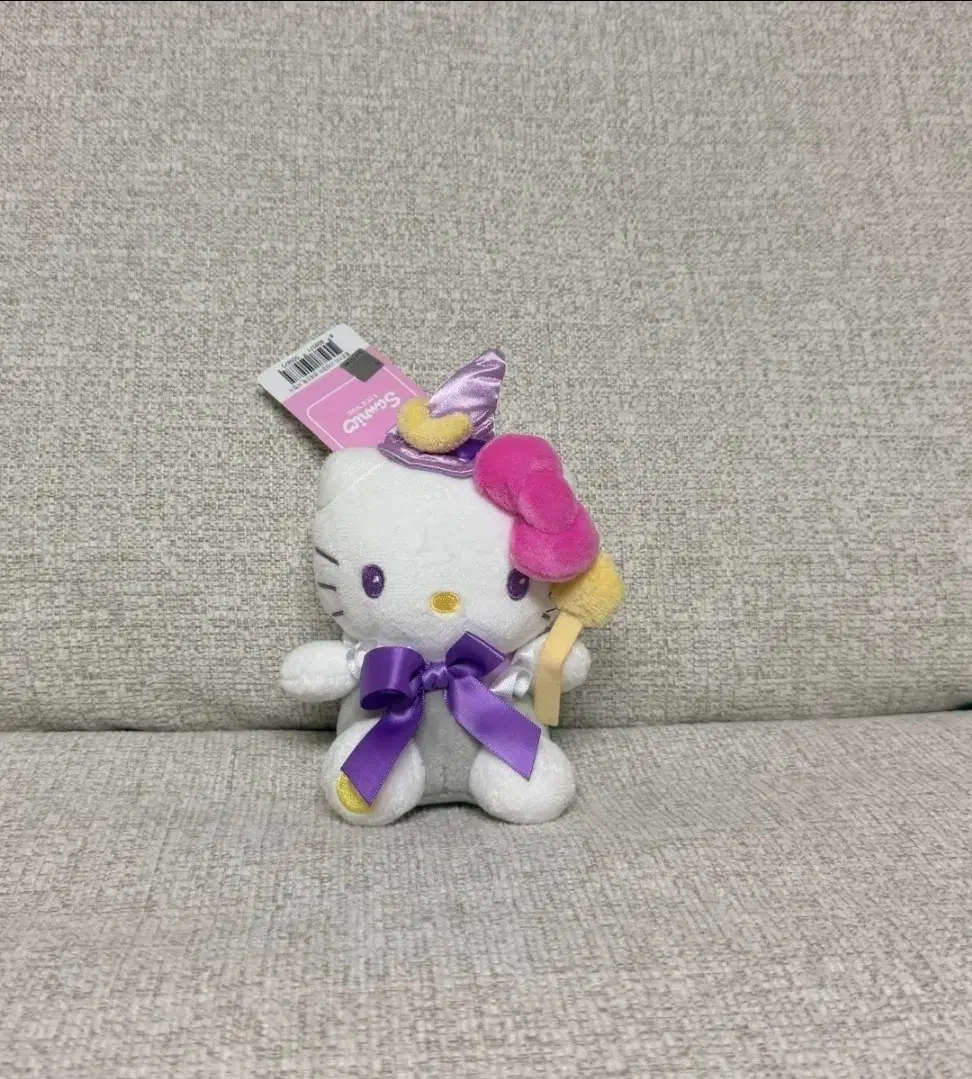 정품 산리오 헬로키티 마법사 키링 인형 13cm