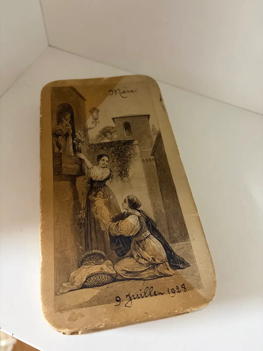 1928년 프렌치 앤틱 세피아 프린트 기프트 박스
