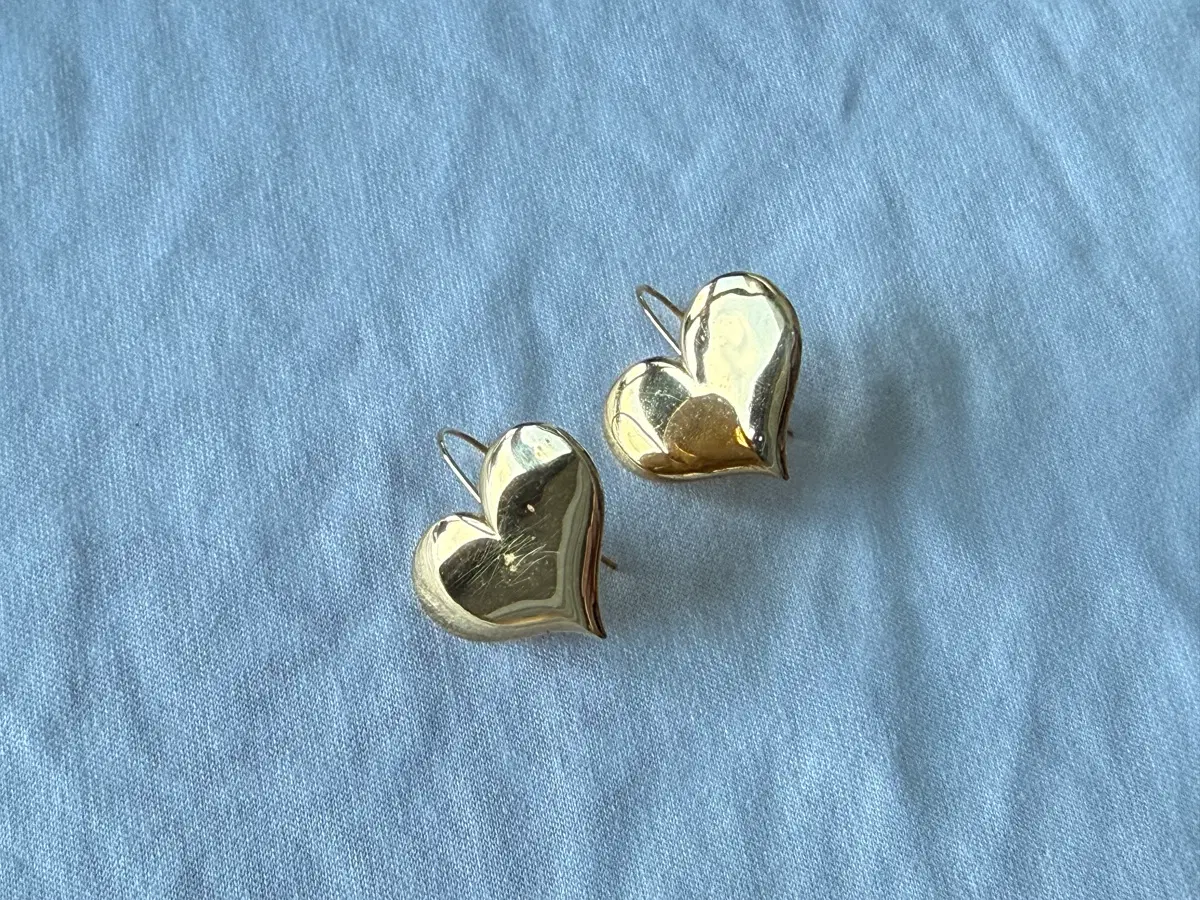 르블루 LEBLEU Big Heart Earrings