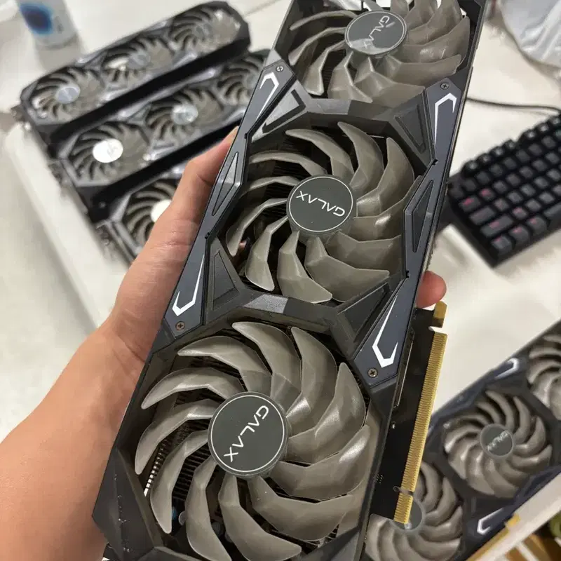 갤럭시 SG RTX 3080Ti 여러 장(상태 좋음!)
